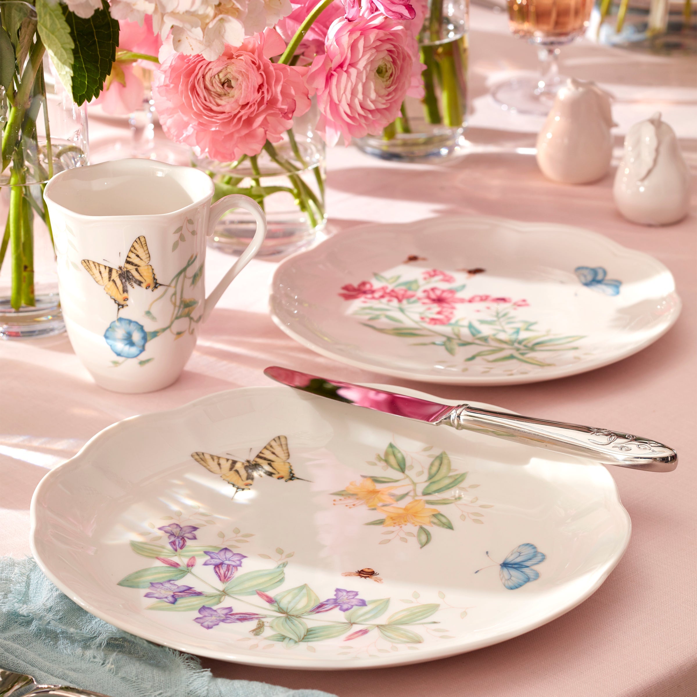 Tiger Swallowtail Floral Dinner Plate - Image 2